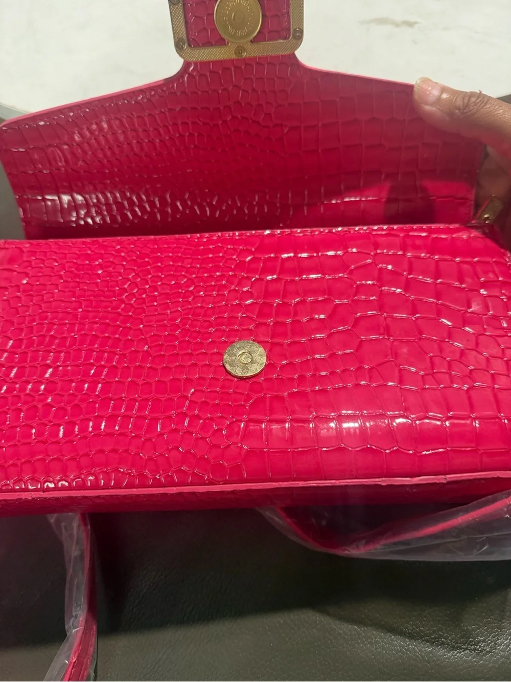 Faux Croc Embossed Crossbody Bag - Hot Pink